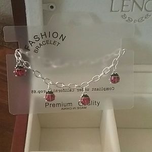 Fashion Lady Bug Charm Bracelet with Toggle clasp